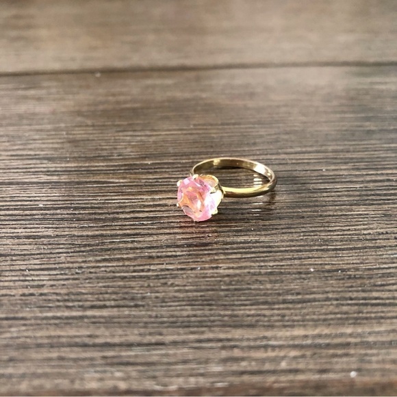 Vintage Pink quarts and gold ring in size 7 - Picture 1 of 2